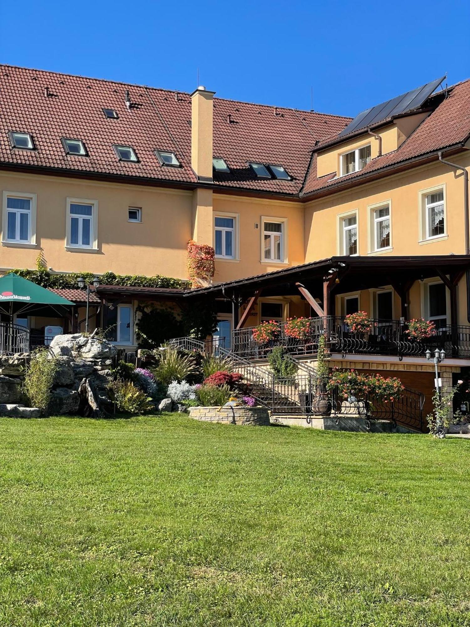 Hotel Lipa Bojnice Luaran gambar