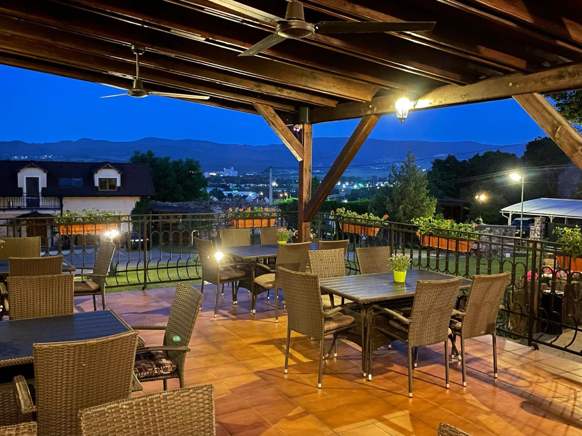 Hotel Lipa Bojnice Luaran gambar